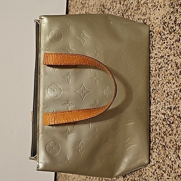 AUTH* Louis Vuitton Authentic Vernis Bag- Mint Green - Picture 2 of 13